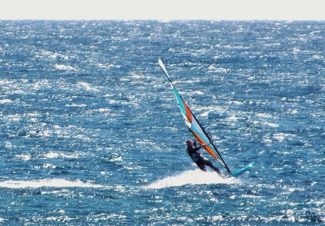 Tez Plaveneiks testing Goya Windsurfing freeride kit in Lanzarote